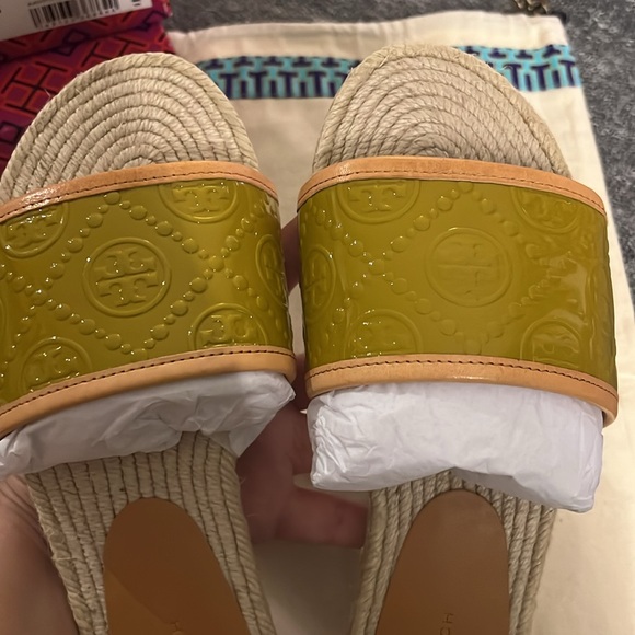 tory burch sanders ! - Picture 2 of 5